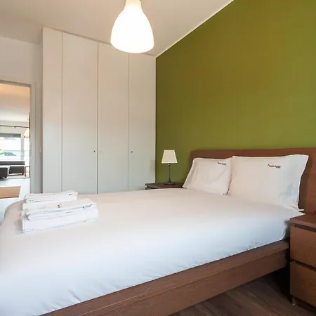 Flh Expo Modern Flat With Balcony Apartment *