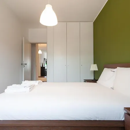 Apartman Flh Expo Modern Flat With Balcony