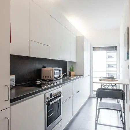 Apartment Flh Expo Modern Flat With Balcony *