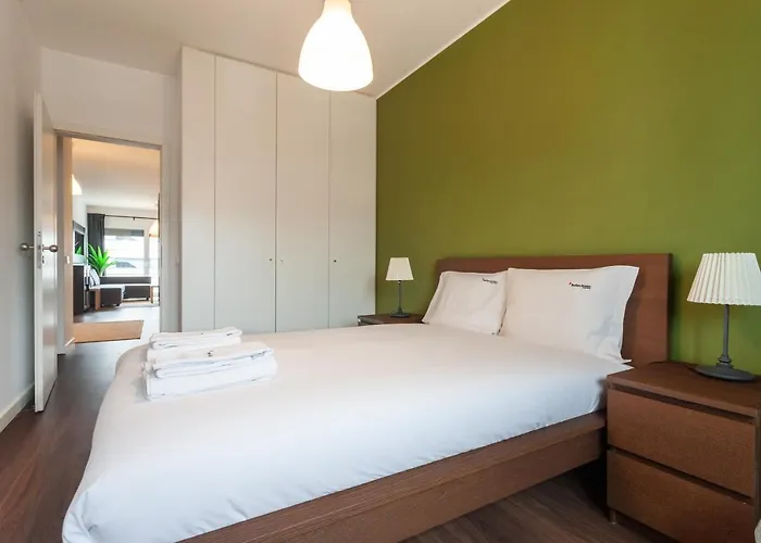 Flh Expo Modern Flat With Balcony דירה *