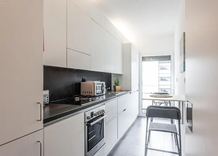 דירה Flh Expo Modern Flat With Balcony *